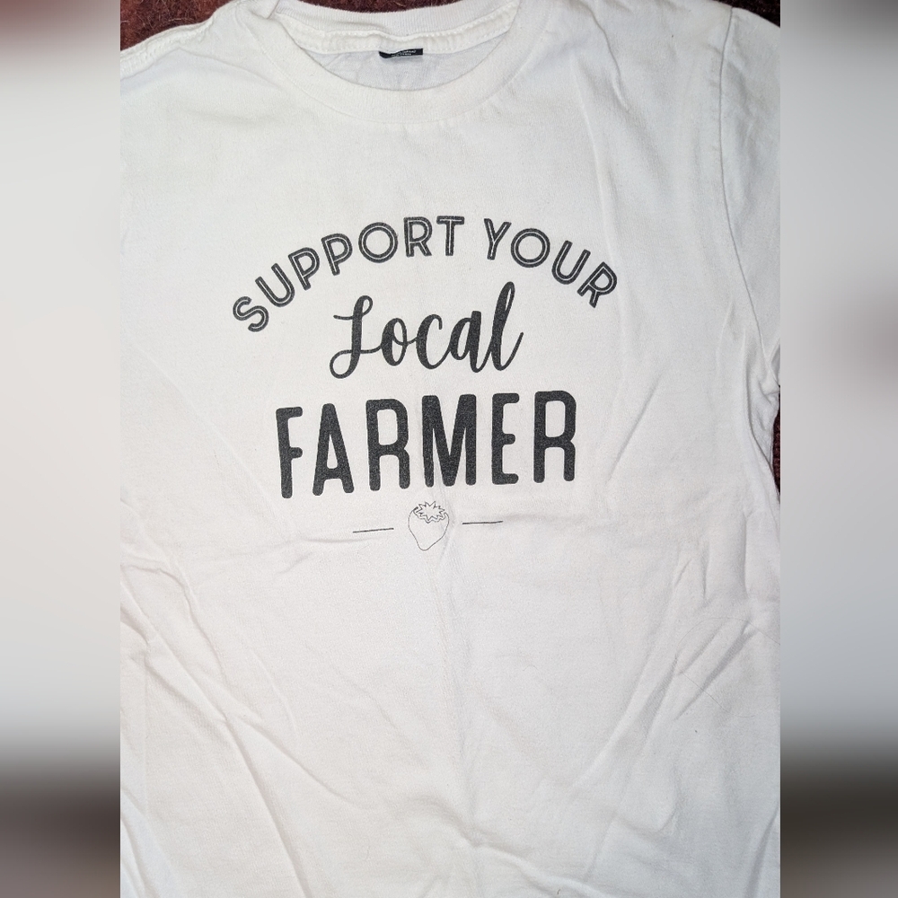Support your local farmer Short Sleeve T-shirt Size Small